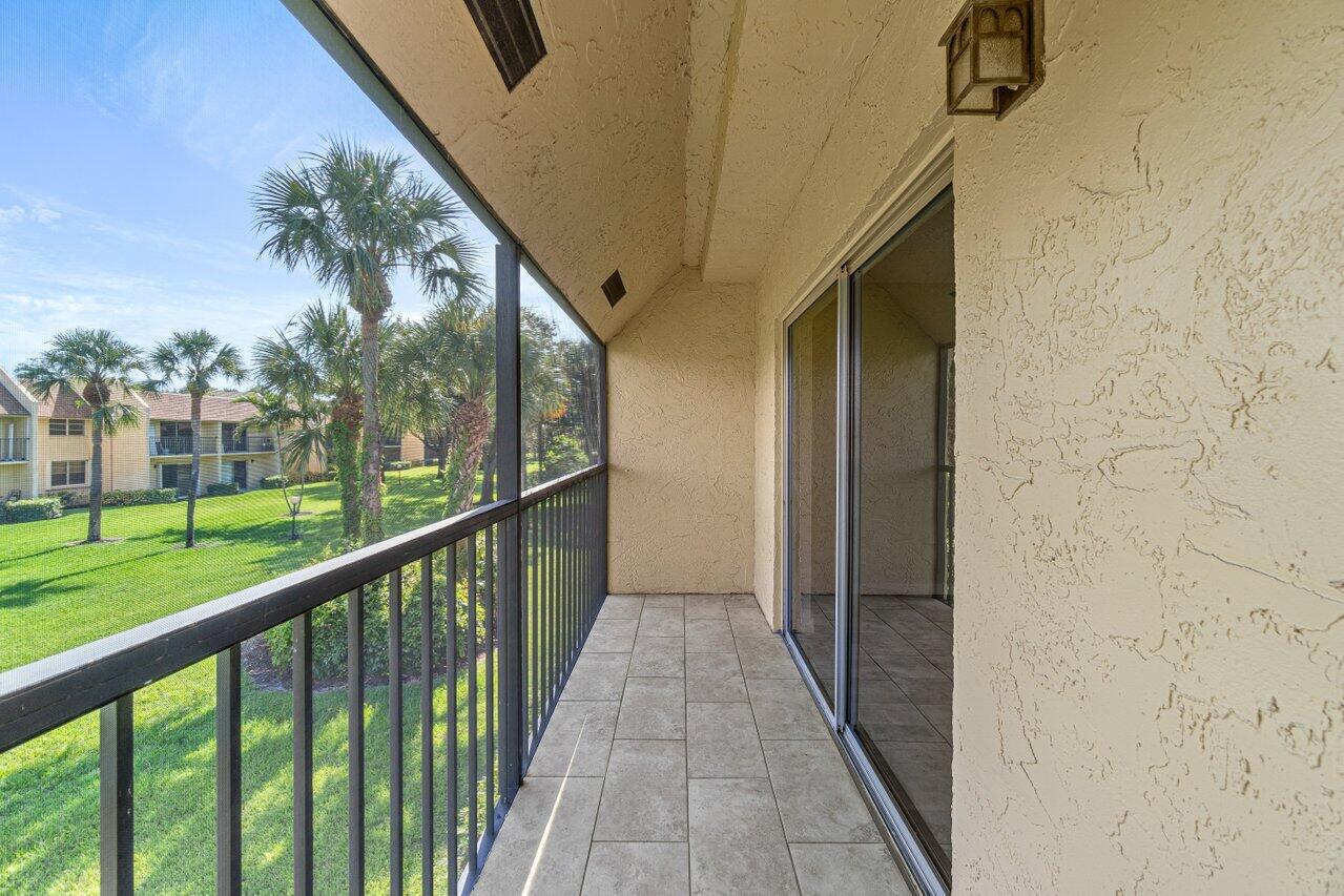 2945 Southwest 22nd Avenue, Unit 2070 Delray Beach, FL 33445 - Photo 20 of 29 025-2945Southwest22ndAvenue-DelrayBeach-