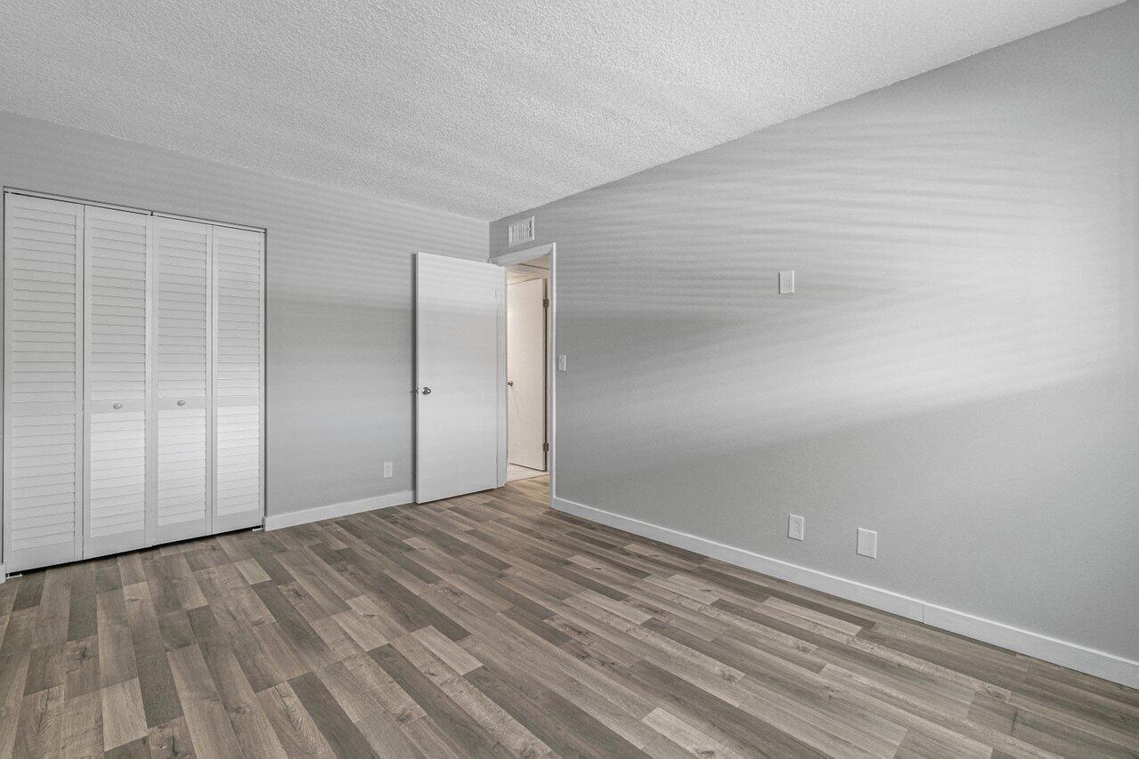 2945 Southwest 22nd Avenue, Unit 2070 Delray Beach, FL 33445 - Photo 9 of 29 005-2945Southwest22ndAvenue-DelrayBeach-