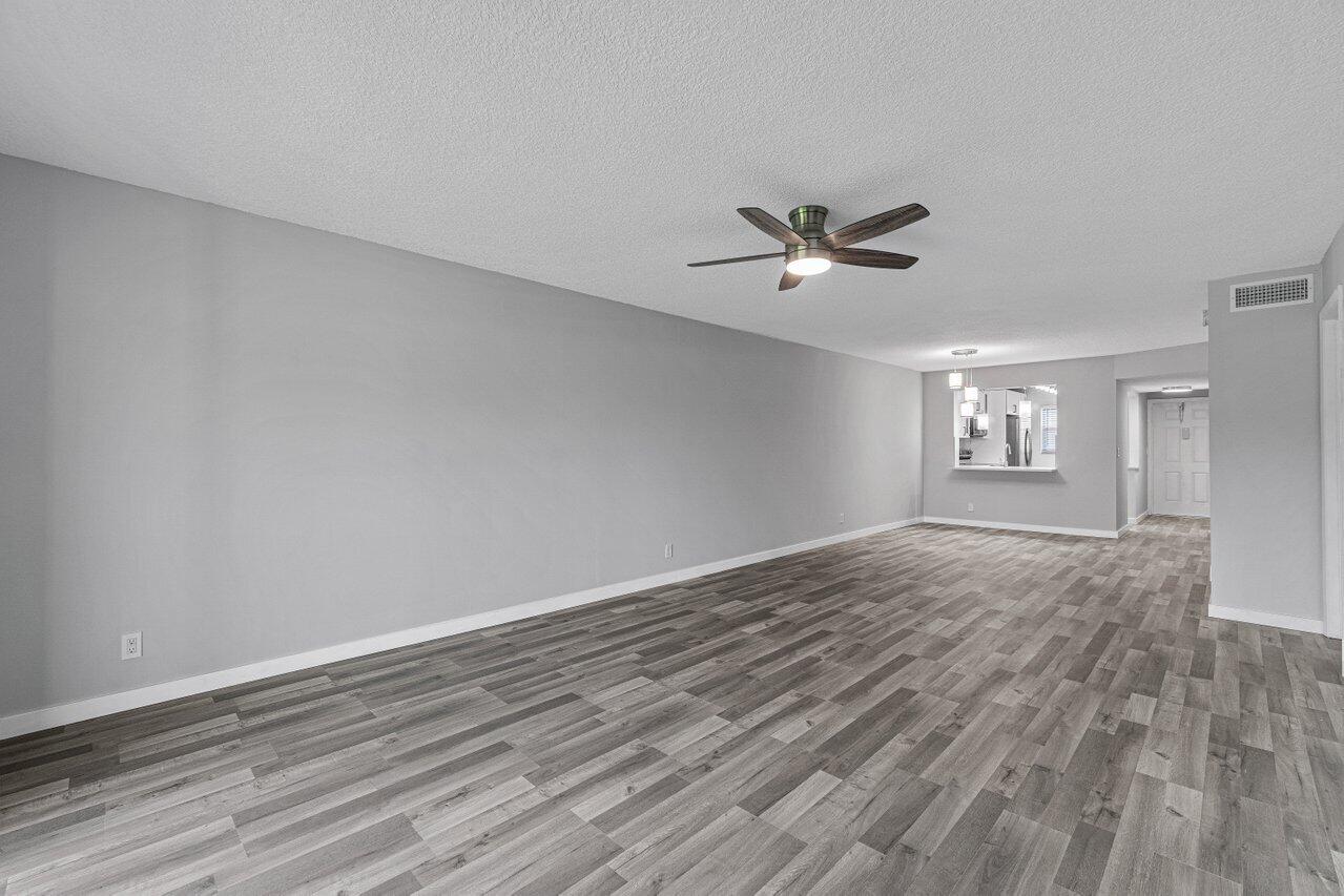 2945 Southwest 22nd Avenue, Unit 2070 Delray Beach, FL 33445 - Photo 10 of 29 010-2945Southwest22ndAvenue-DelrayBeach-