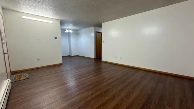 $1,900 | 7305 West 157th Street, Unit 3D, Orland Park, IL 60462