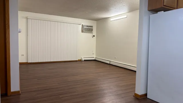 $1,900 | 7305 West 157th Street, Unit 3D, Orland Park, IL 60462