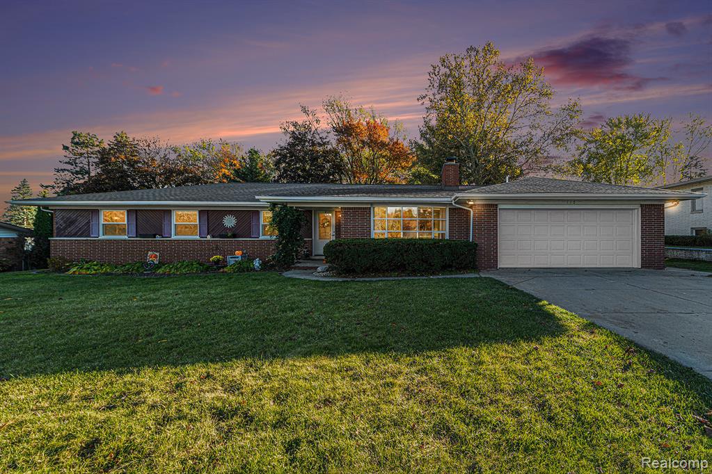 115 Boyken Road Rochester Hills, MI 48307 - Photo 1 of 30