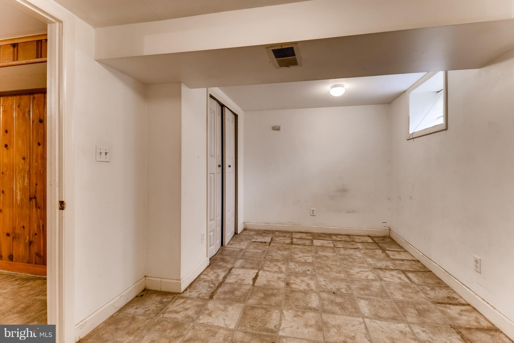 2247 Southland Road Baltimore, MD 21207 - Photo 28 of 33 Gallery Image 28