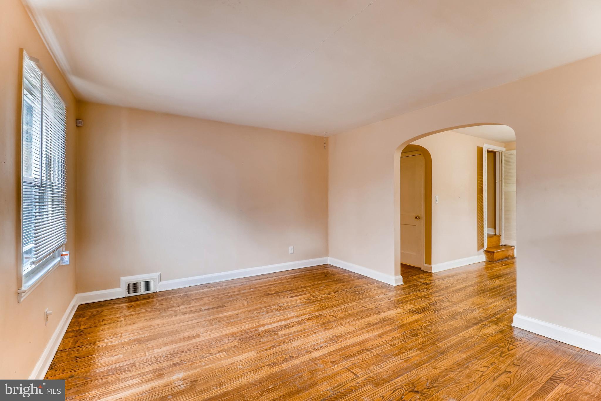 2247 Southland Road Baltimore, MD 21207 - Photo 4 of 33 Gallery Image 4