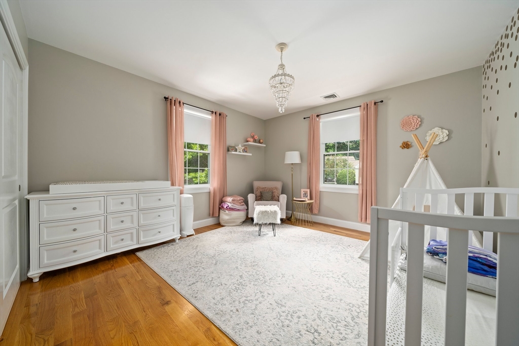 92 Clinton Road Weymouth, MA 02189 - Photo 13 of 29 Gallery Image 13