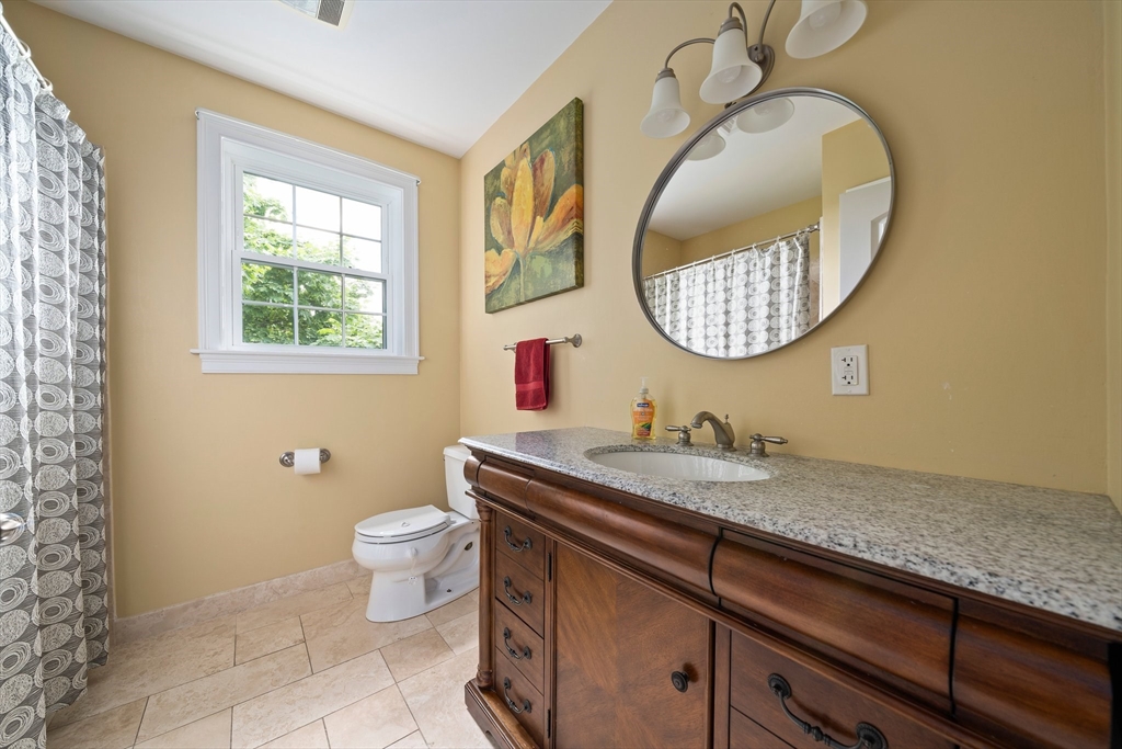 92 Clinton Road Weymouth, MA 02189 - Photo 14 of 29 Gallery Image 14