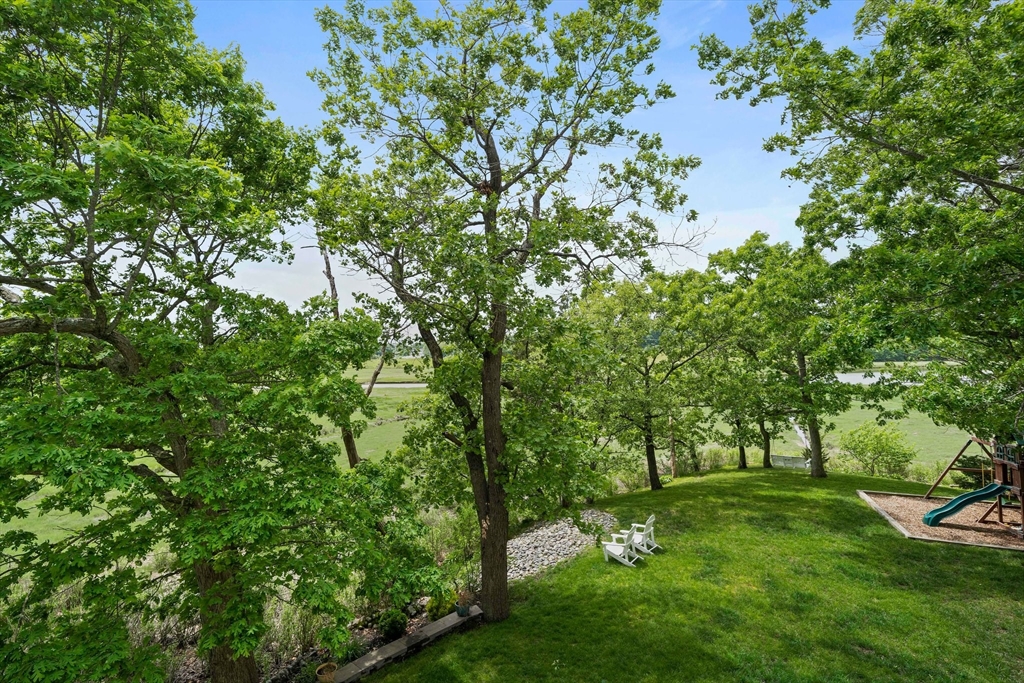 92 Clinton Road Weymouth, MA 02189 - Photo 19 of 29 Gallery Image 19