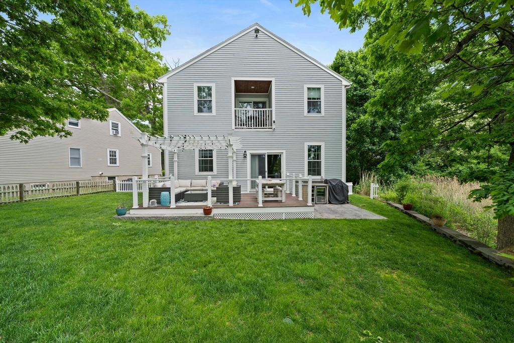 92 Clinton Road Weymouth, MA 02189 - Photo 23 of 29 Gallery Image 23
