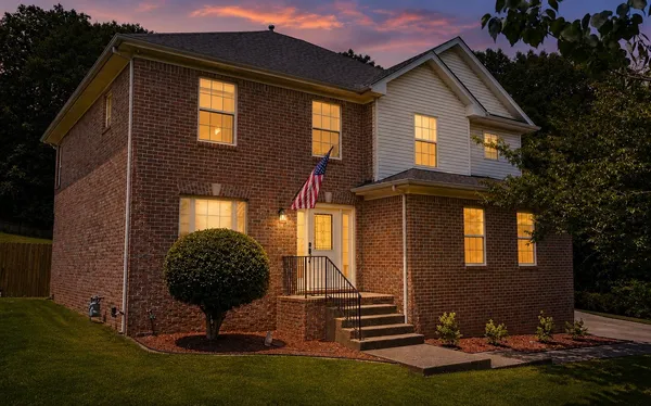 $530,000 | 112 Buckhaven Court, Hendersonville, TN 37075