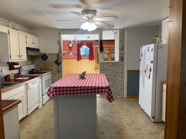 $169,900 | 11 Martin Road, Fort Fairfield, ME 04742