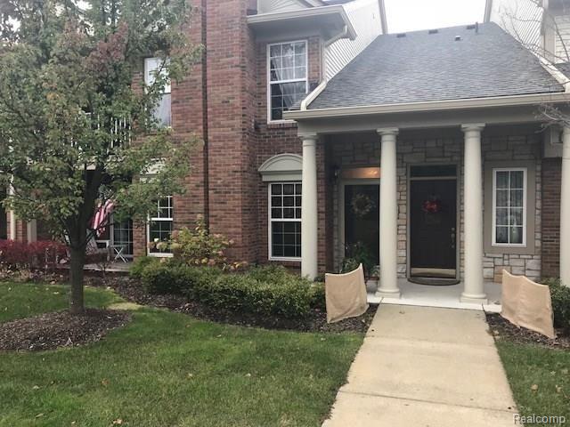 3550 Oakmonte Boulevard Rochester, MI 48306 - Photo 1 of 16 IMG_2842oak frt. entrance
