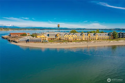 $1,695,000 | 9545 Semiahmoo Parkway, Unit 201, Blaine, WA 98230