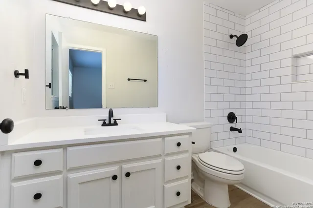 $1,695 | 5146 Tom Stafford Drive, Kirby, TX 78219