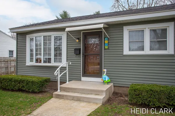 $290,000 | 4337 Flamingo Avenue Southwest, Wyoming, MI 49509