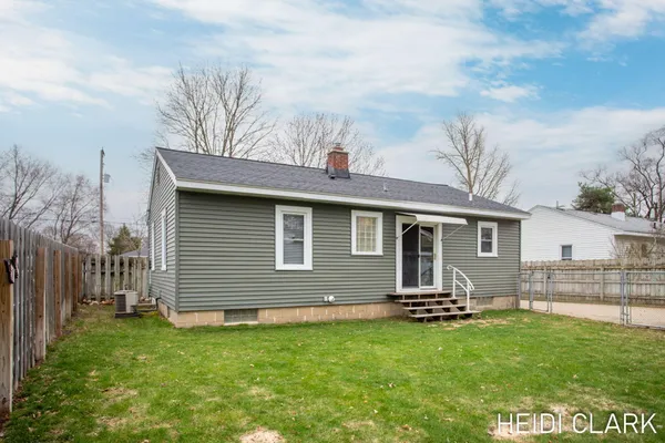 $290,000 | 4337 Flamingo Avenue Southwest, Wyoming, MI 49509