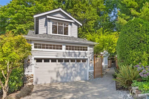 $1,795,000 | 520 2nd Avenue South, Kirkland, WA 98033