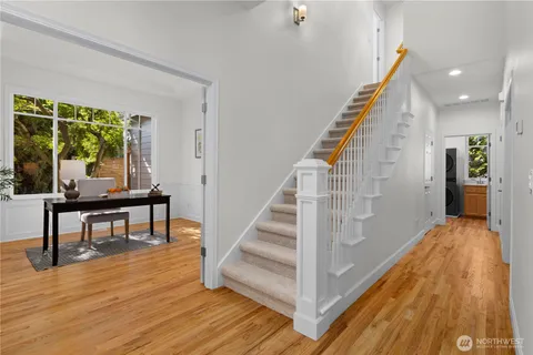 $1,795,000 | 520 2nd Avenue South, Kirkland, WA 98033