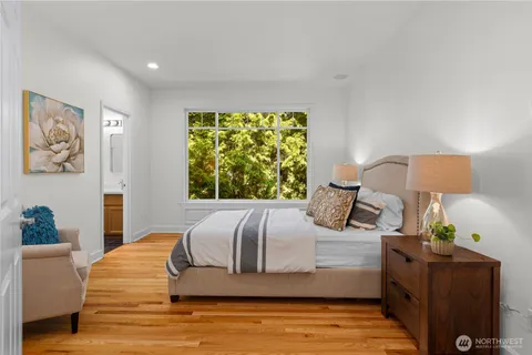 $1,795,000 | 520 2nd Avenue South, Kirkland, WA 98033