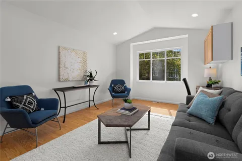 $1,795,000 | 520 2nd Avenue South, Kirkland, WA 98033