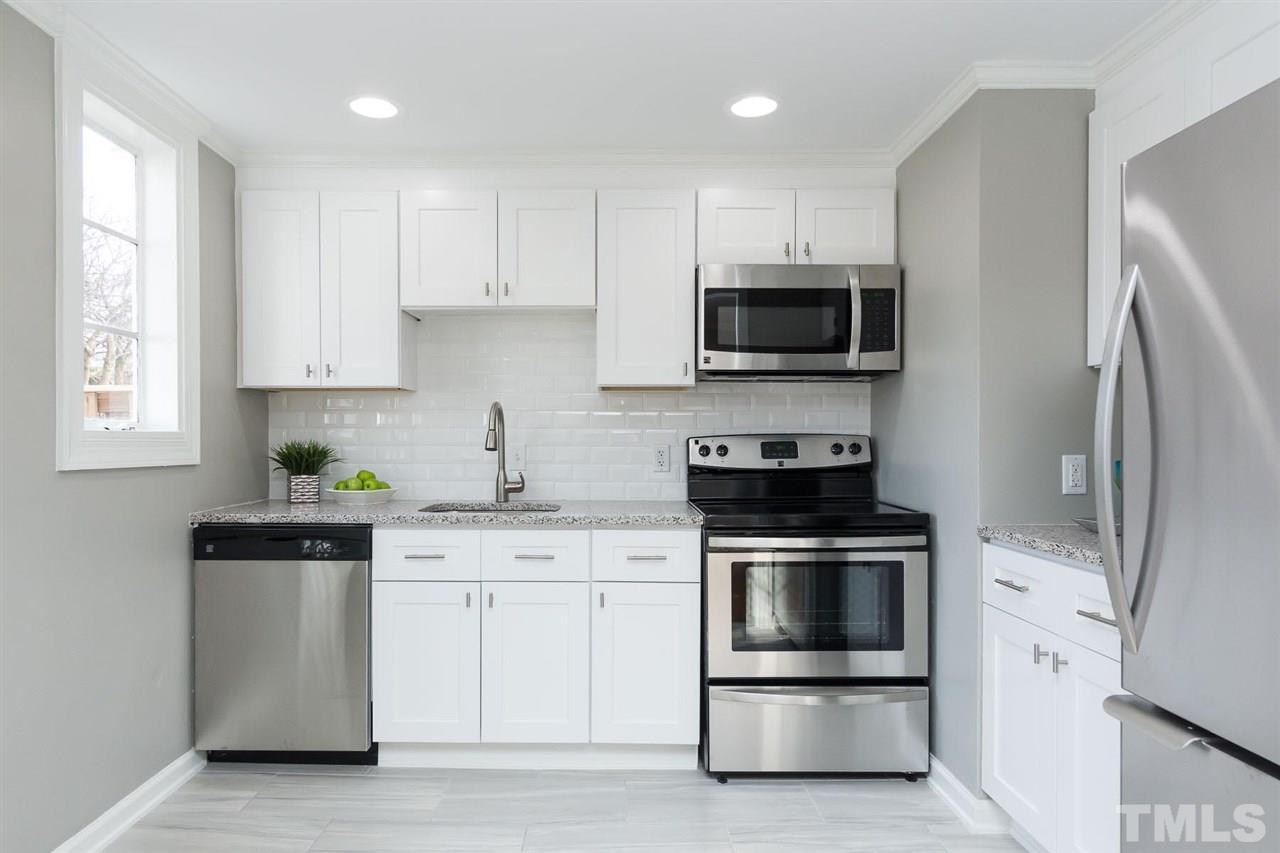 834 Bryan Street Raleigh, NC 27605 - Photo 9 of 20