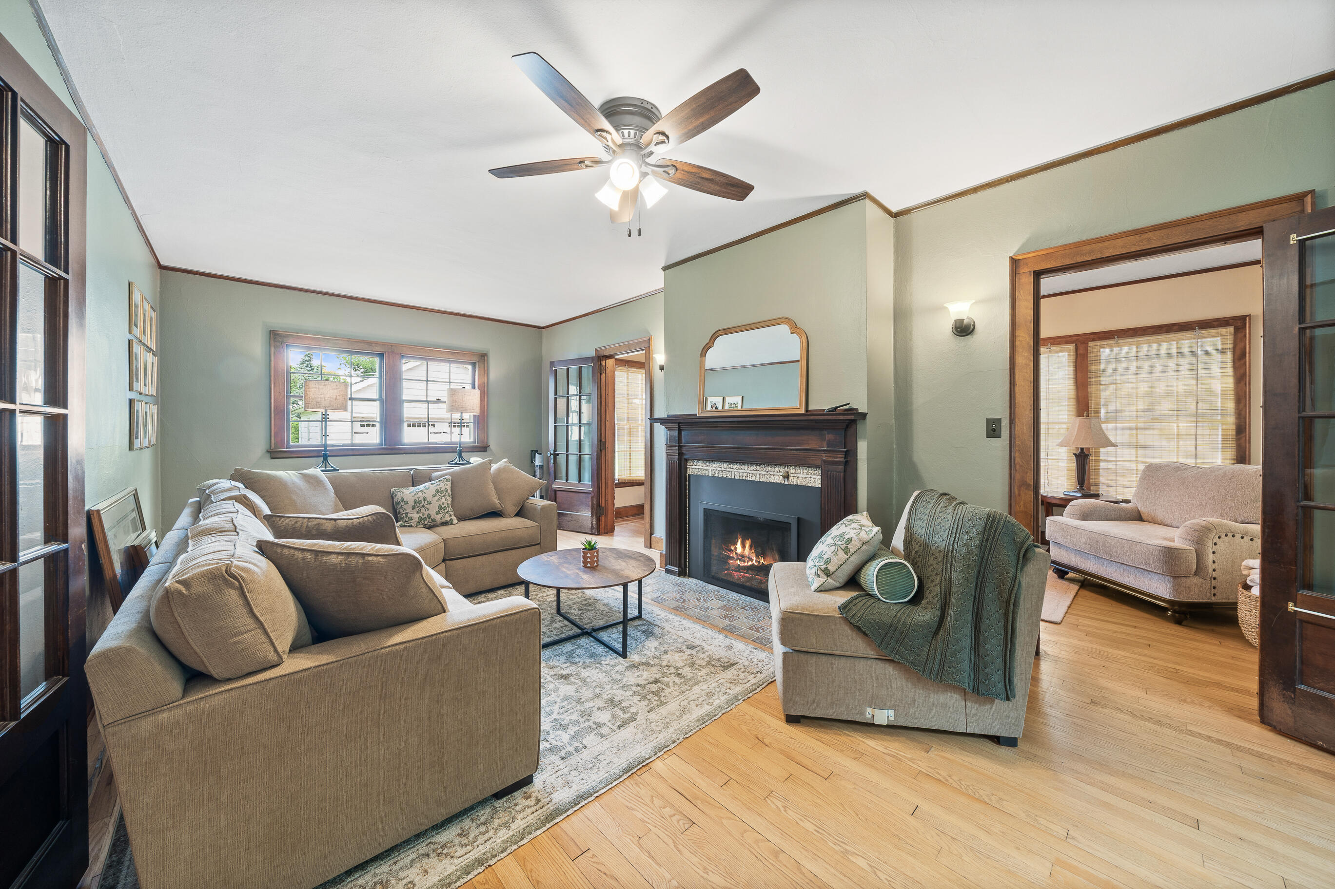 1105 Barnes Street Delavan, WI 53115 - Photo 8 of 52 Great Room