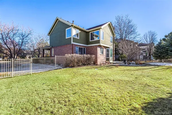 $900,000 | 21916 East Costilla Drive, Aurora, CO 80016