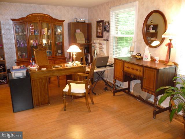 8210 Oakglen Road Manassas, VA 20110 - Photo 16 of 30 Living Room currently used as an Office