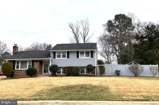 $856,900 | 5211 Inverchapel Road, Springfield, VA 22151