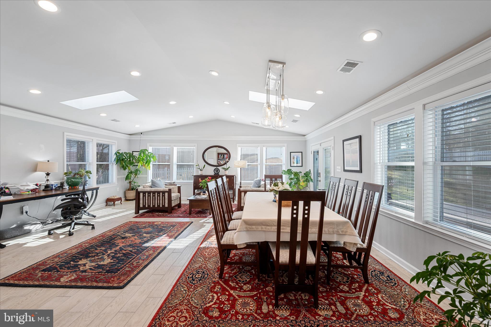 5211 Inverchapel Road Springfield, VA 22151 - Photo 20 of 64 Dining Area