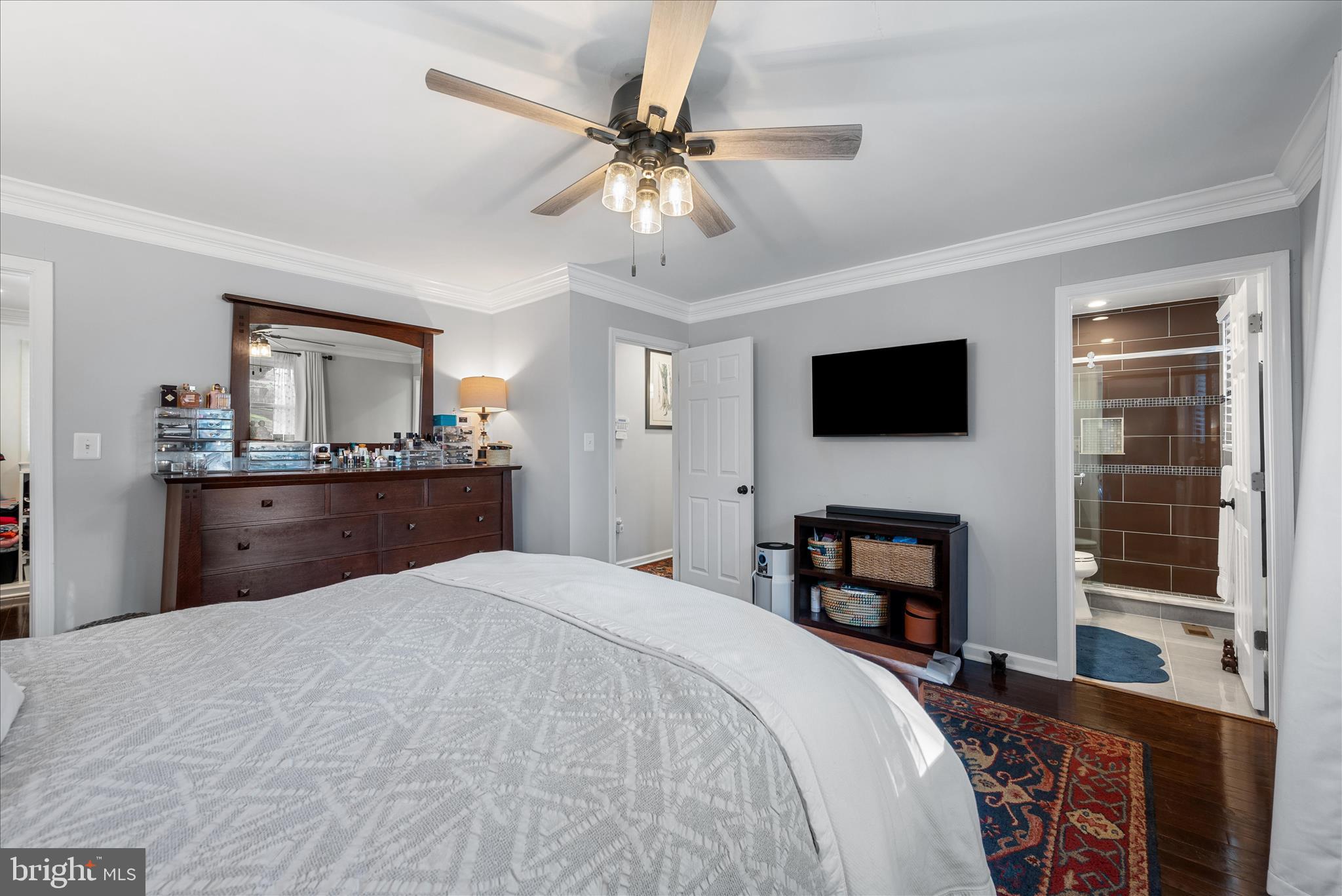 5211 Inverchapel Road Springfield, VA 22151 - Photo 28 of 64 Primary Bedroom