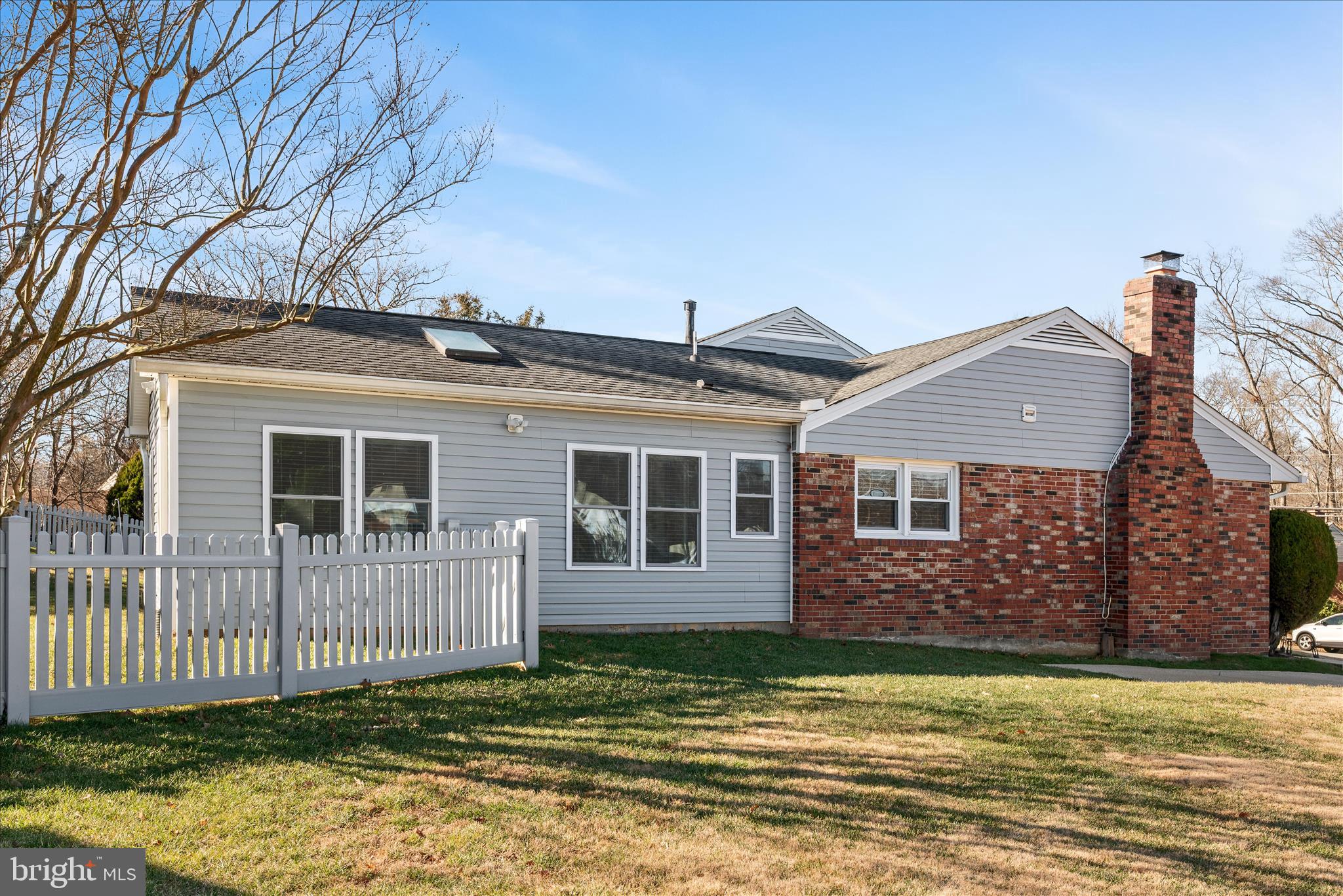 5211 Inverchapel Road Springfield, VA 22151 - Photo 45 of 64 Back Exterior