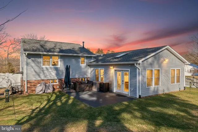 $856,900 | 5211 Inverchapel Road, Springfield, VA 22151