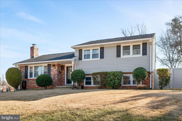 $856,900 | 5211 Inverchapel Road, Springfield, VA 22151