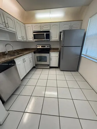 $385,000 | 16413 Grape Way, Delray Beach, FL 33484