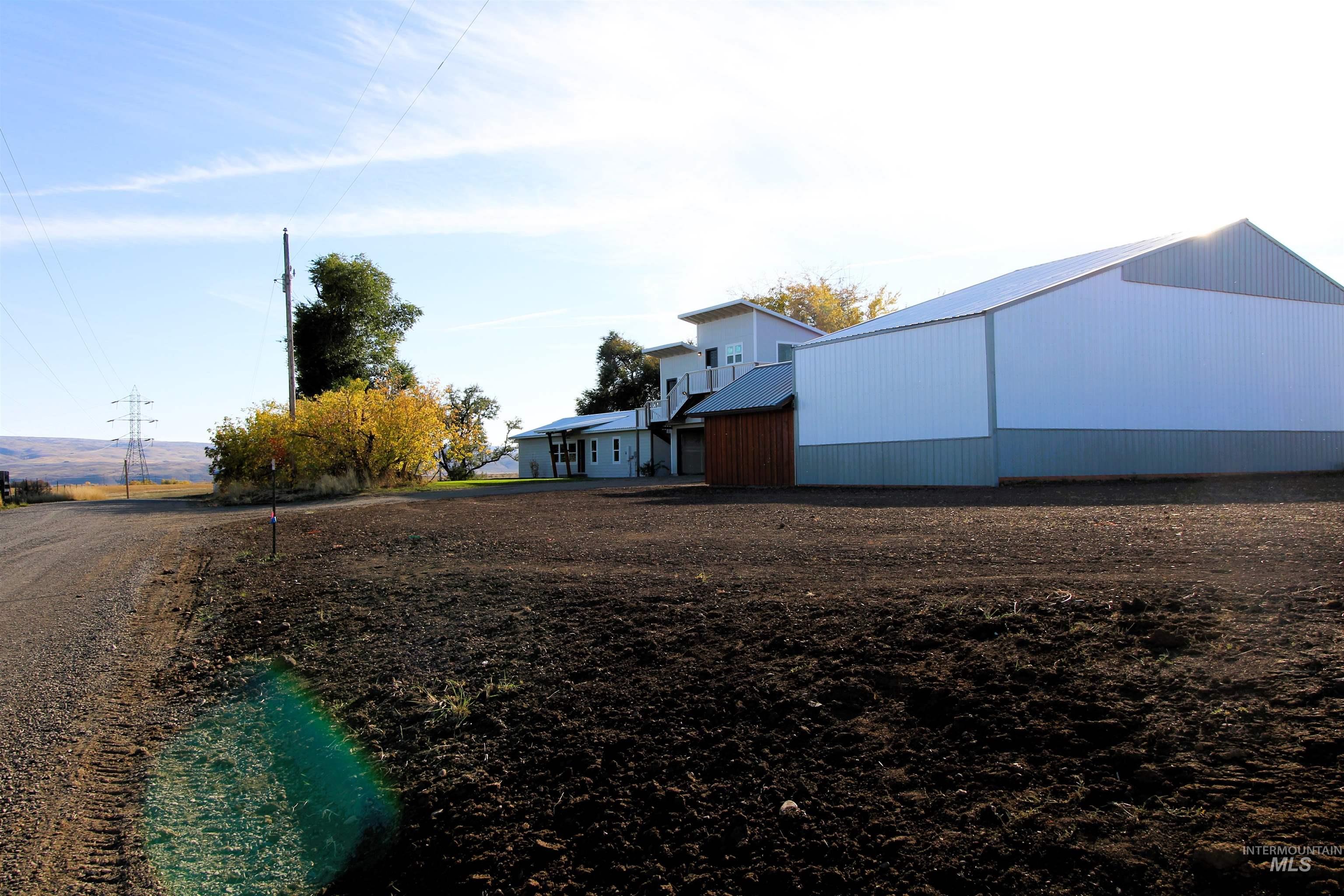 2253 Waite Road Midvale, ID 83645 - Photo 3 of 49