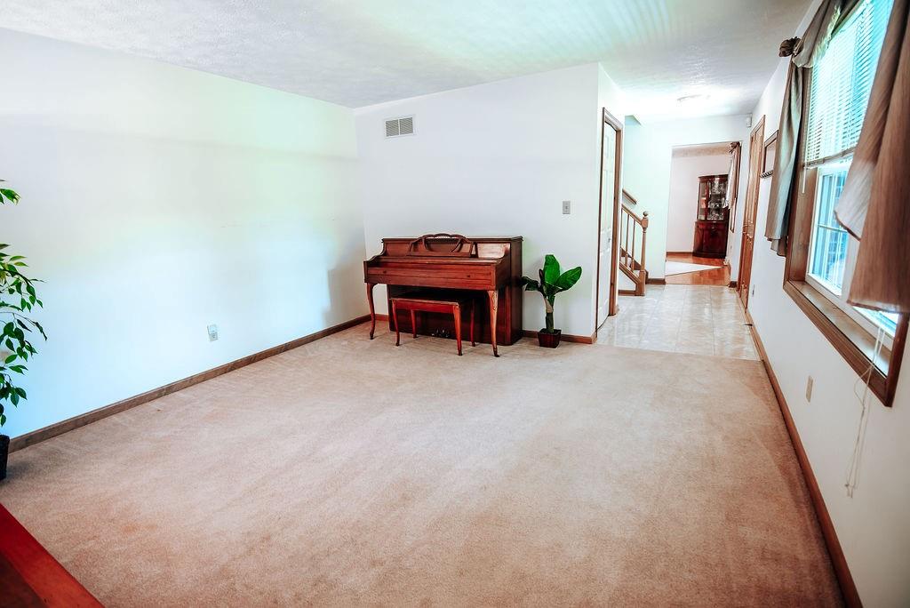 21 Christonia Road Gibsonia, PA 15044 - Photo 7 of 25 Gallery Image 7