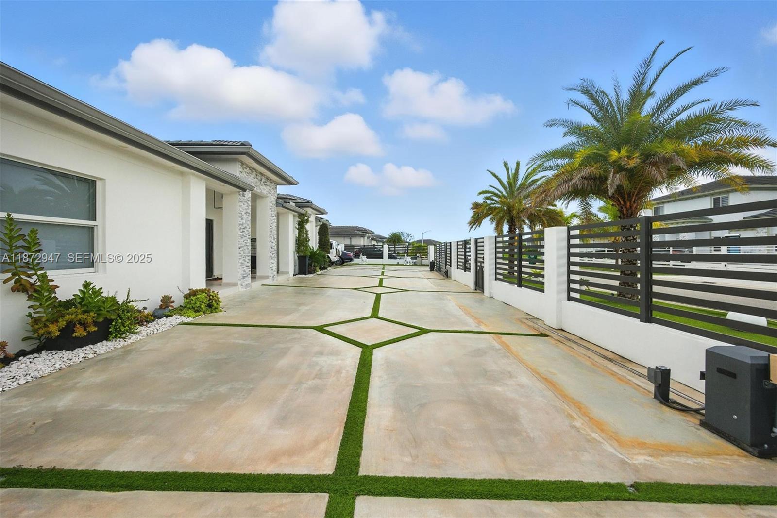 19302 Southwest 132nd Path Miami, FL 33177 - Photo 11 of 80