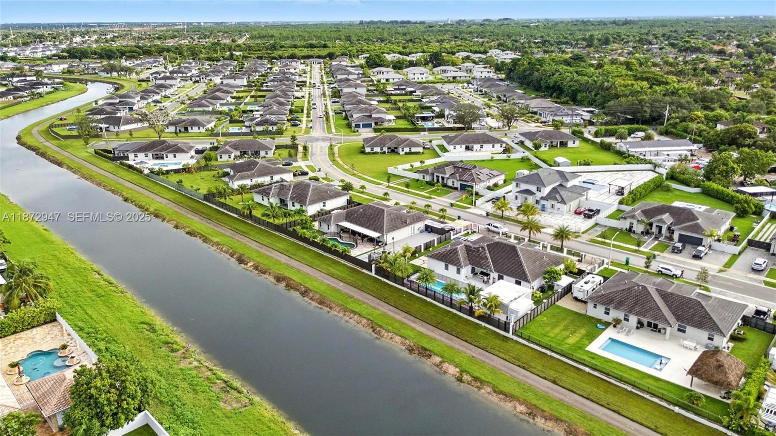 19302 Southwest 132nd Path Miami, FL 33177 - Photo 7 of 80