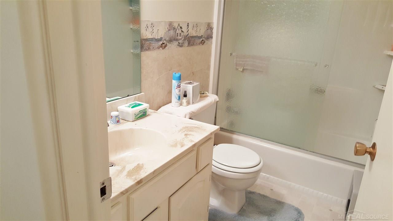 125 Cuttle Road, Unit G58 Marysville, MI 48040 - Photo 12 of 25