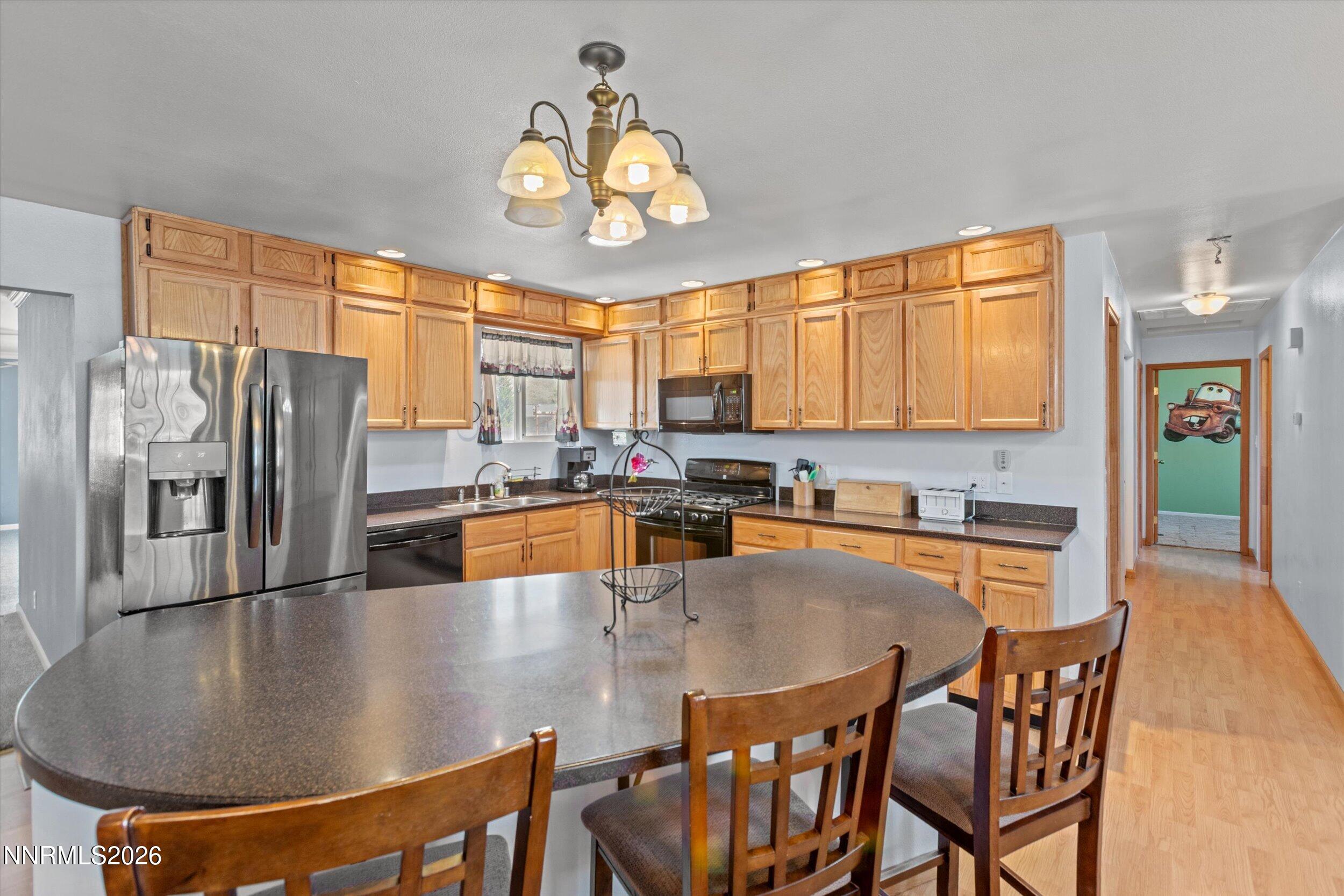 3940 Vireo Court Reno, NV 89508 - Photo 4 of 43 Kitchen