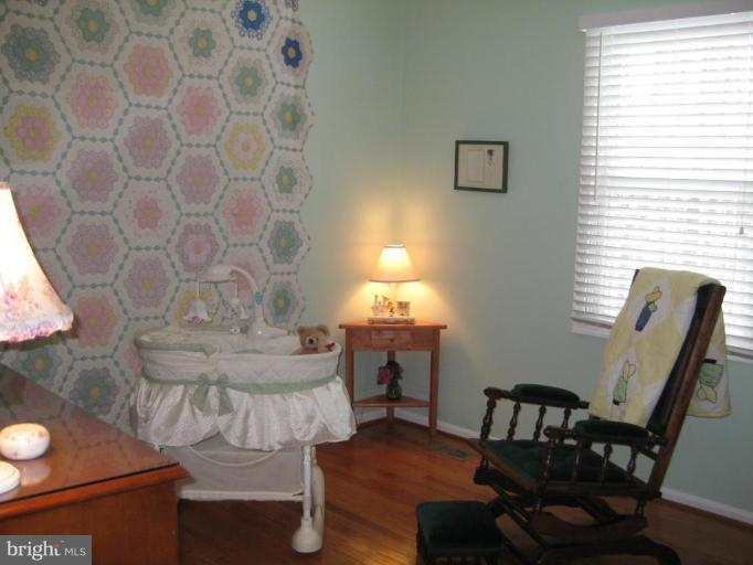 1962 Barton Hill Road Reston, VA 20191 - Photo 2 of 20 Bedroom #2