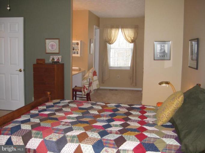 1962 Barton Hill Road Reston, VA 20191 - Photo 7 of 20 Master Bedroom #2