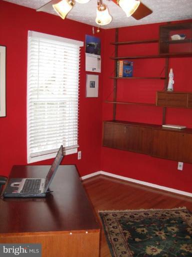 1962 Barton Hill Road Reston, VA 20191 - Photo 10 of 20 Bedroom #3