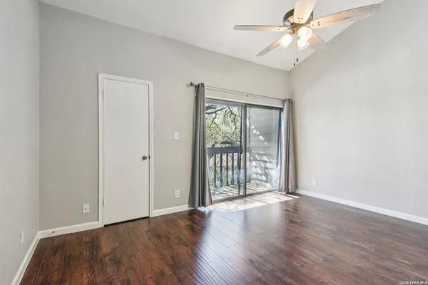 $184,000 | 11815 Vance Jackson Road, Unit 606, San Antonio, TX 78230