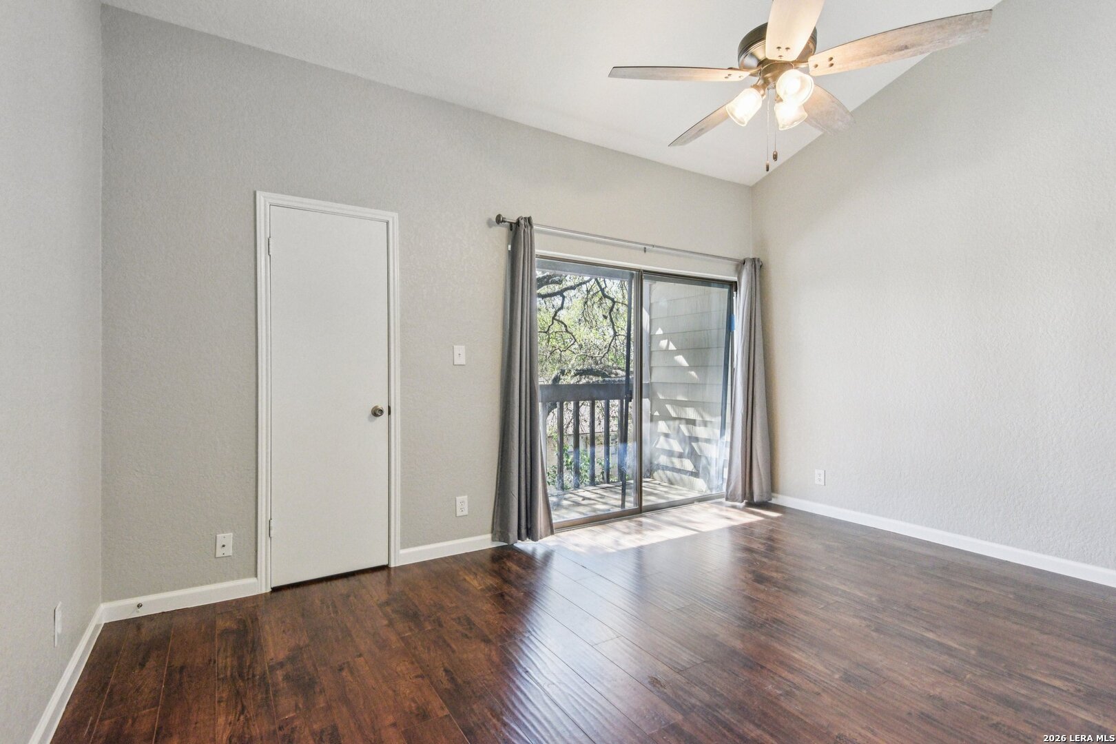 11815 Vance Jackson Road, Unit 606 San Antonio, TX 78230 - Photo 13 of 23