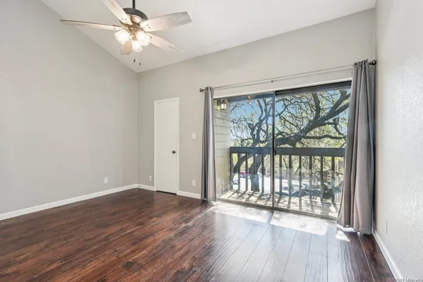 $184,000 | 11815 Vance Jackson Road, Unit 606, San Antonio, TX 78230