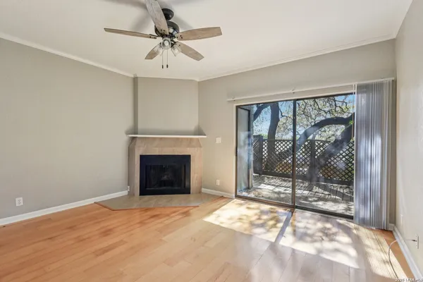 $184,000 | 11815 Vance Jackson Road, Unit 606, San Antonio, TX 78230