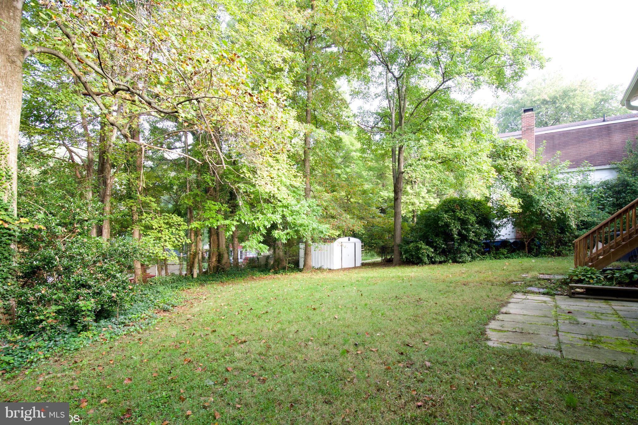 12910 Sturbridge Road Woodbridge, VA 22192 - Photo 26 of 26 Another view of back yard