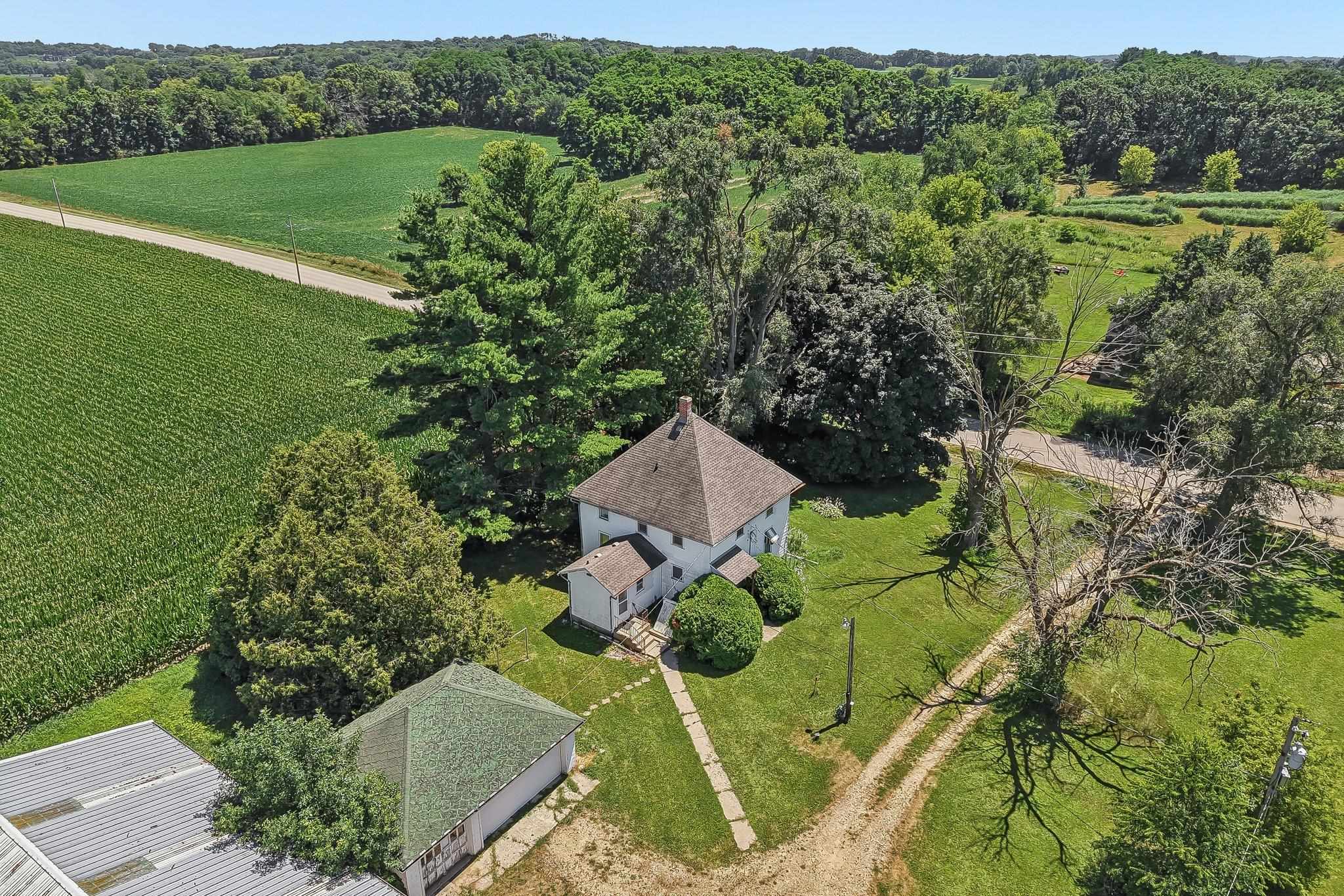 5794 Lincoln Road Oregon, WI 53575 - Photo 3 of 24