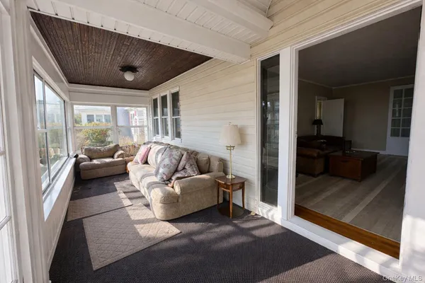 $759,999 | 60 Lloyd Avenue, Lynbrook, NY 11563
